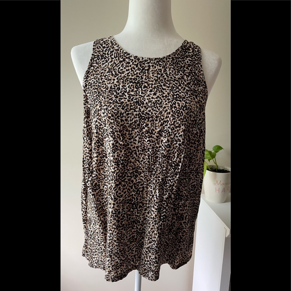 Animal print tank top with side slits